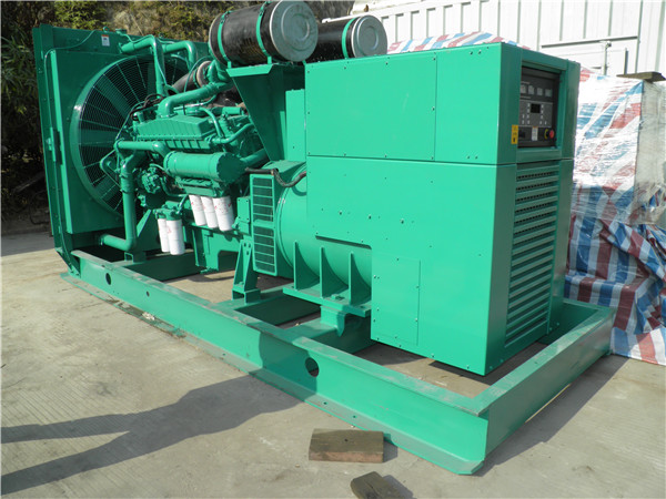 容城发电车出租-柴油发电机散热器怎样散热