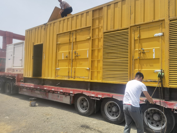 容城发电机出租100KW发电机需要什么规格的电缆线？