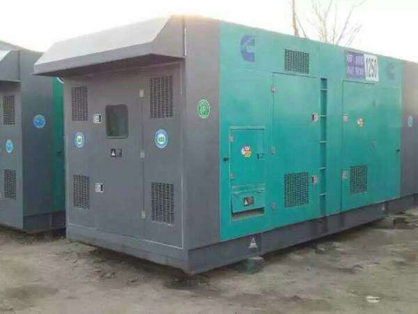 容城合同中关于工期延误的责任如何界定和处理？