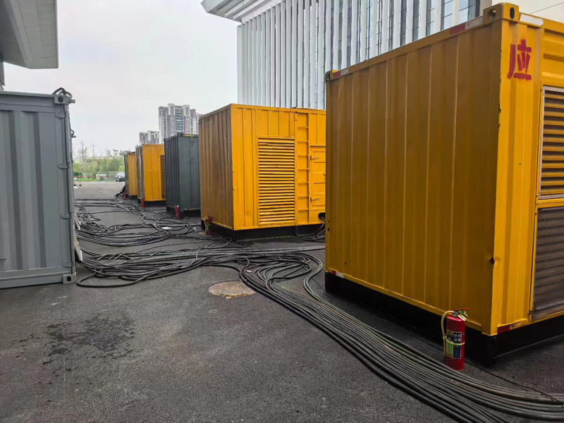 容城不同季节柴油发电机组保养有哪些注意事项？